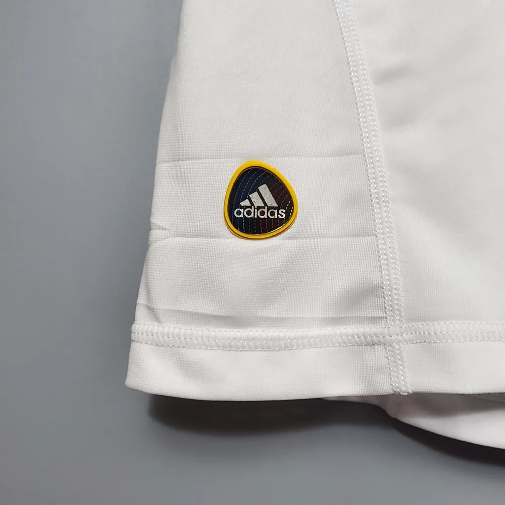 Real Madrid 2010/2011 Retro Real Madrid Home Football Shirt 2010/2011 — 11