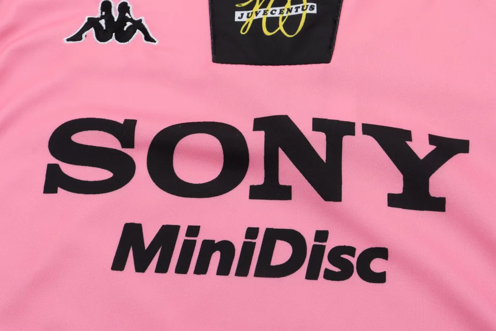 Juventus 1997/1998 Retro Juventus Away Soccer Football Jersey Kids Size 1997/1998 — 4
