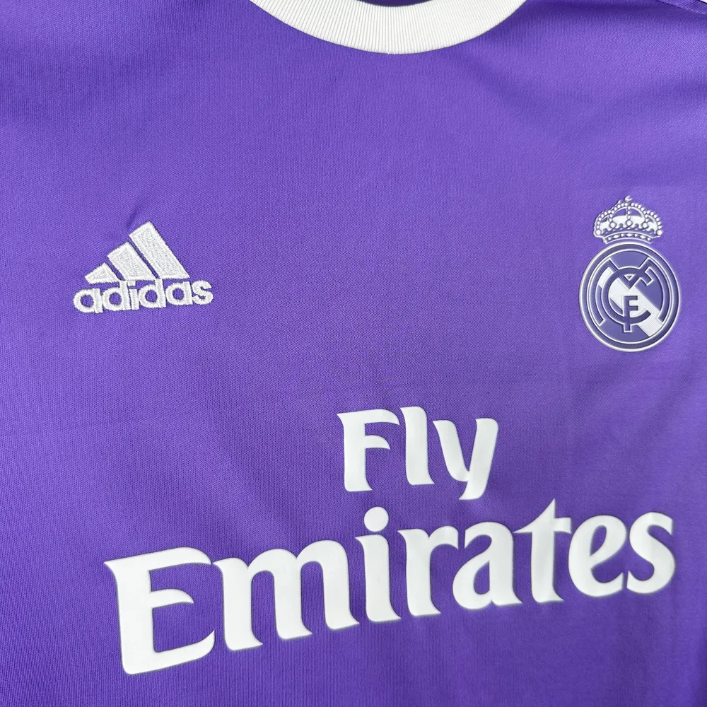 Real Madrid 2016/2017 Retro Real Madrid Visitante Camiseta de fútbol Talla infantil 2016/2017 — 4