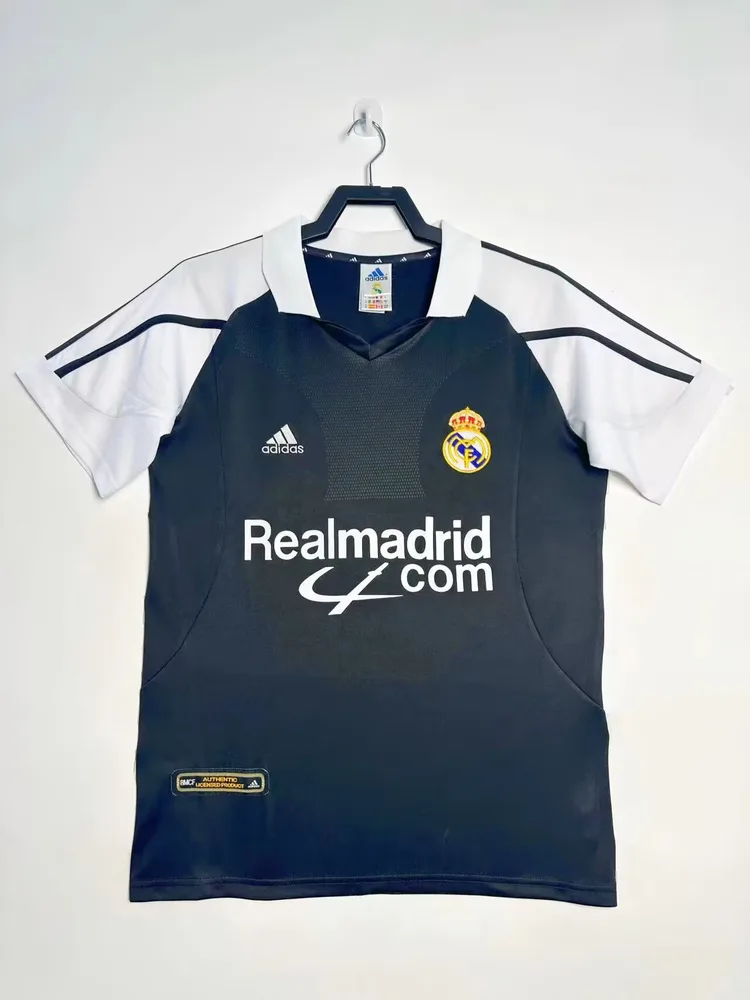Real Madrid 2001/2002 Retro Real Madrid Visitante Camiseta de fútbol 2001/2002