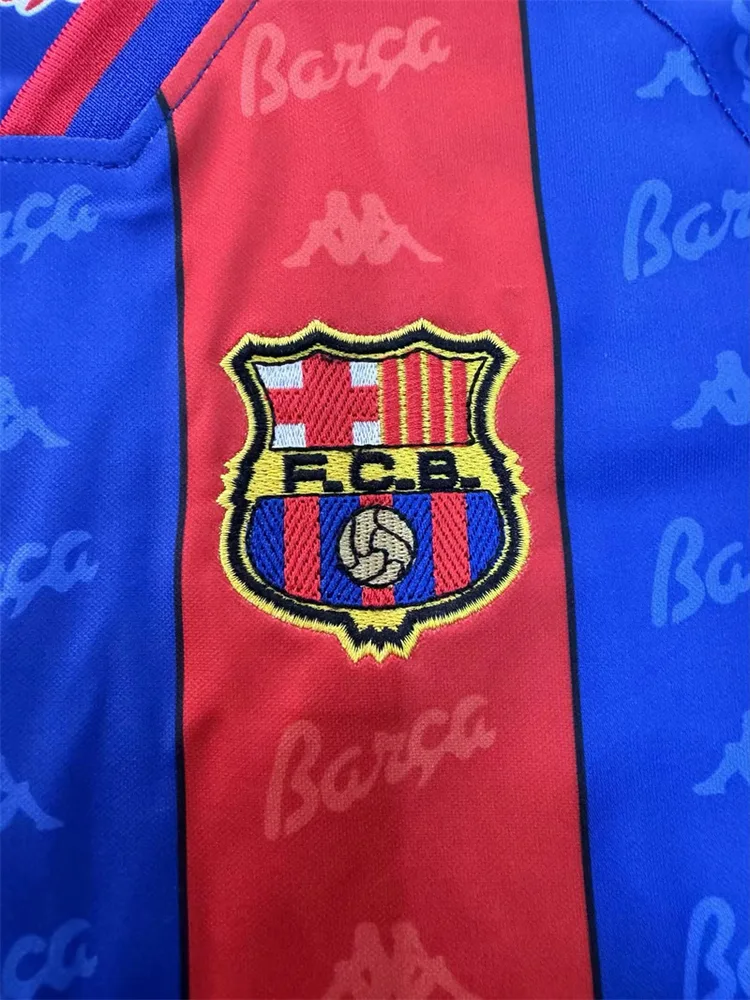 Barcelona 1996/1997 Retro Barcelona Home Football Shirt Kids Size 1996/1997 — 4
