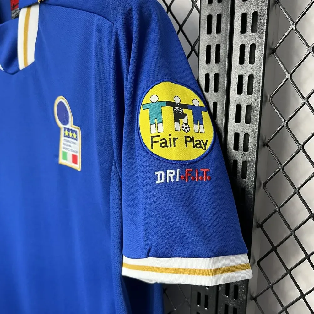 Italy 1996 Retro Italy Home Soccer Shirt 1996 — 8