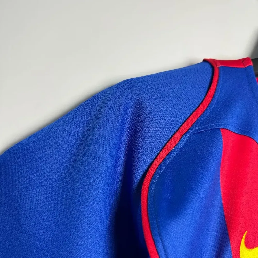 Barcelona 2004/2005 Retro Barcelona Home Collarless Football Shirt 2004/2005 — 4