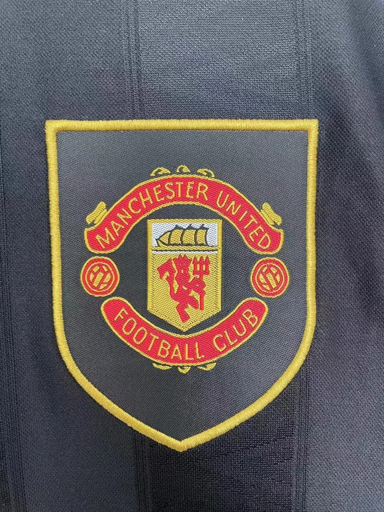 Manchester United 1993/1994 Retro Long Sleeve Manchester United Third Away Football Shirt 1993/1994 — 5