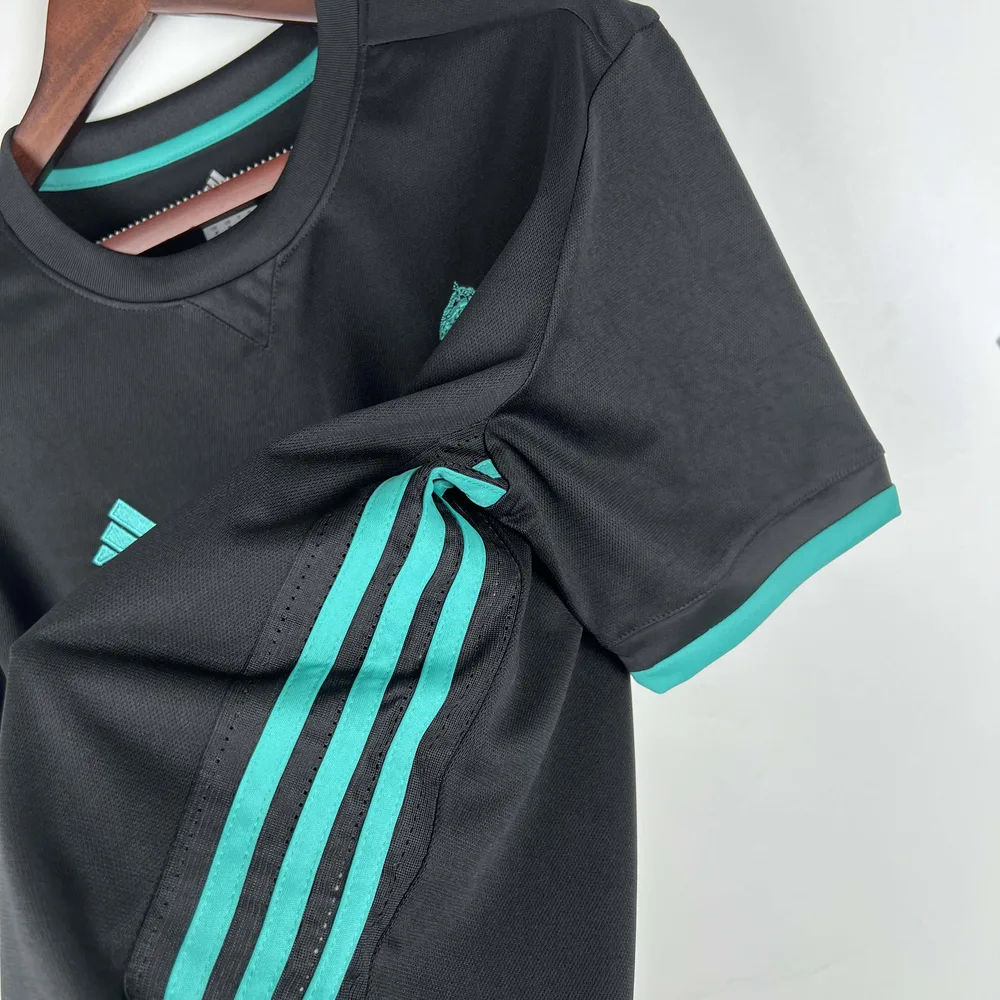 Real Madrid 2017/2018 Retro Real Madrid Visitante Camiseta de fútbol 2017/2018 — 8