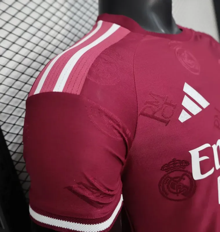 Real Madrid 2026/2027 Versión jugador Real Madrid Edición especial 01 Camiseta de fútbol 2026/27 — 6