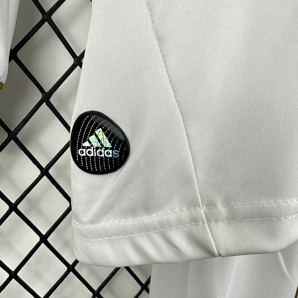 Real Madrid 2011/2012 Retro Long Sleeve Real Madrid Home Football Shirt Kids Size 2011/2012 — 8