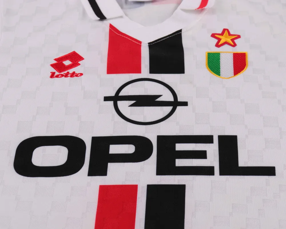 AC Milan 1996-1997 Retro AC Milan Away Football Shirt Kids Size 1996/1997 — 5