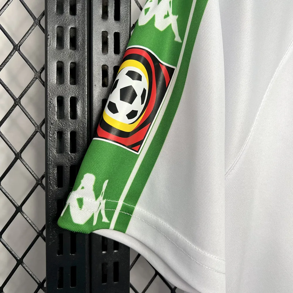 Werder Bremen 2001/2002 Retro Werder Bremen Home Football Shirt 2001/2002 — 5