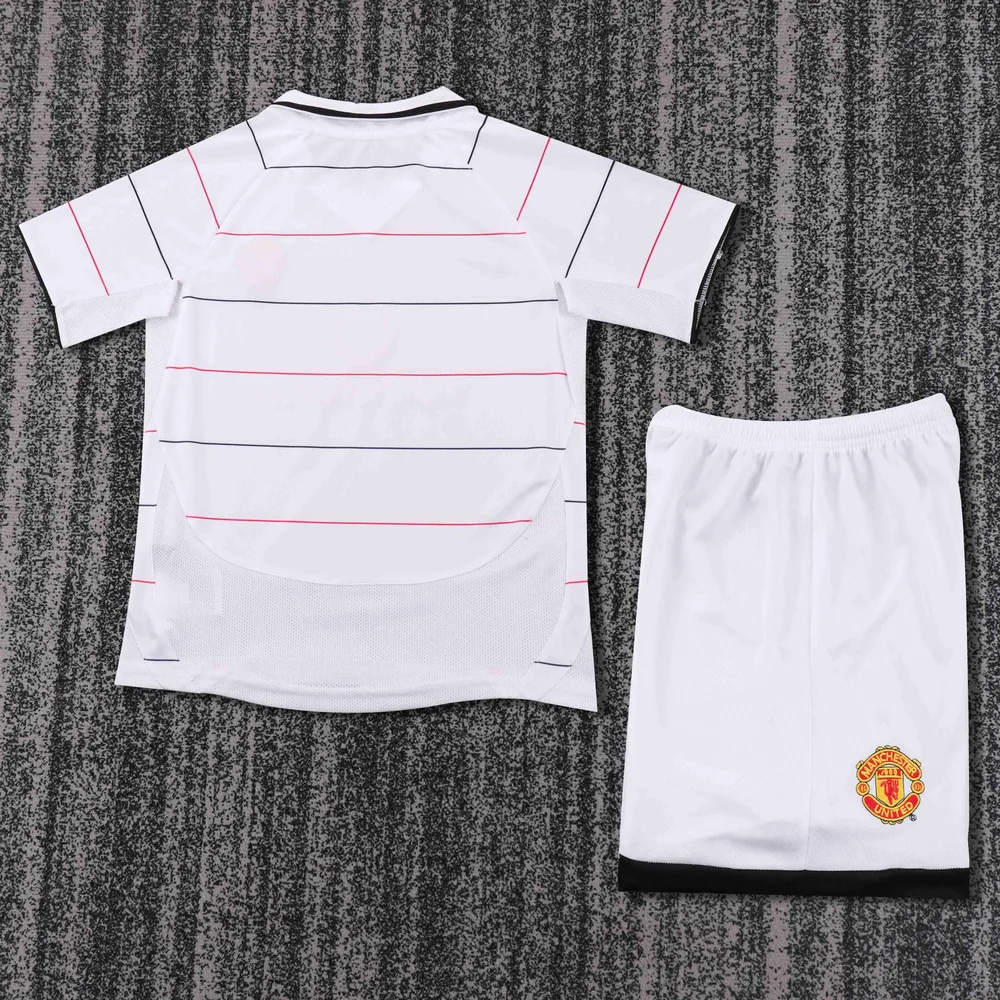 Manchester United 2003-2005 Retro Manchester United Away Football Shirt Kids Size 2003/2005 — 2