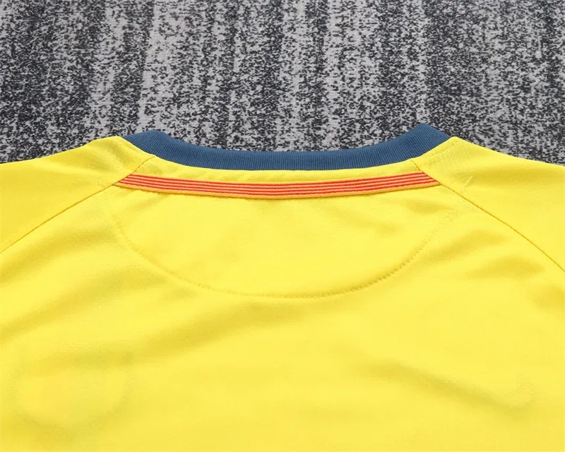 Barcelona 2008/2009 Retro Barcelona Away Football Shirt Kids Size 2008/2009 — 5