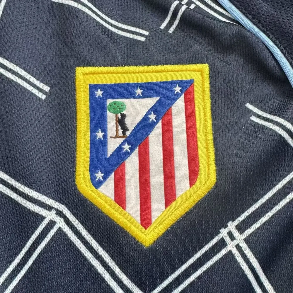 Atlético Madrid 2004-2005 Retro Long Sleeve Atletico Madrid Away Football Jersey Kids Size 2004/2005 — 4