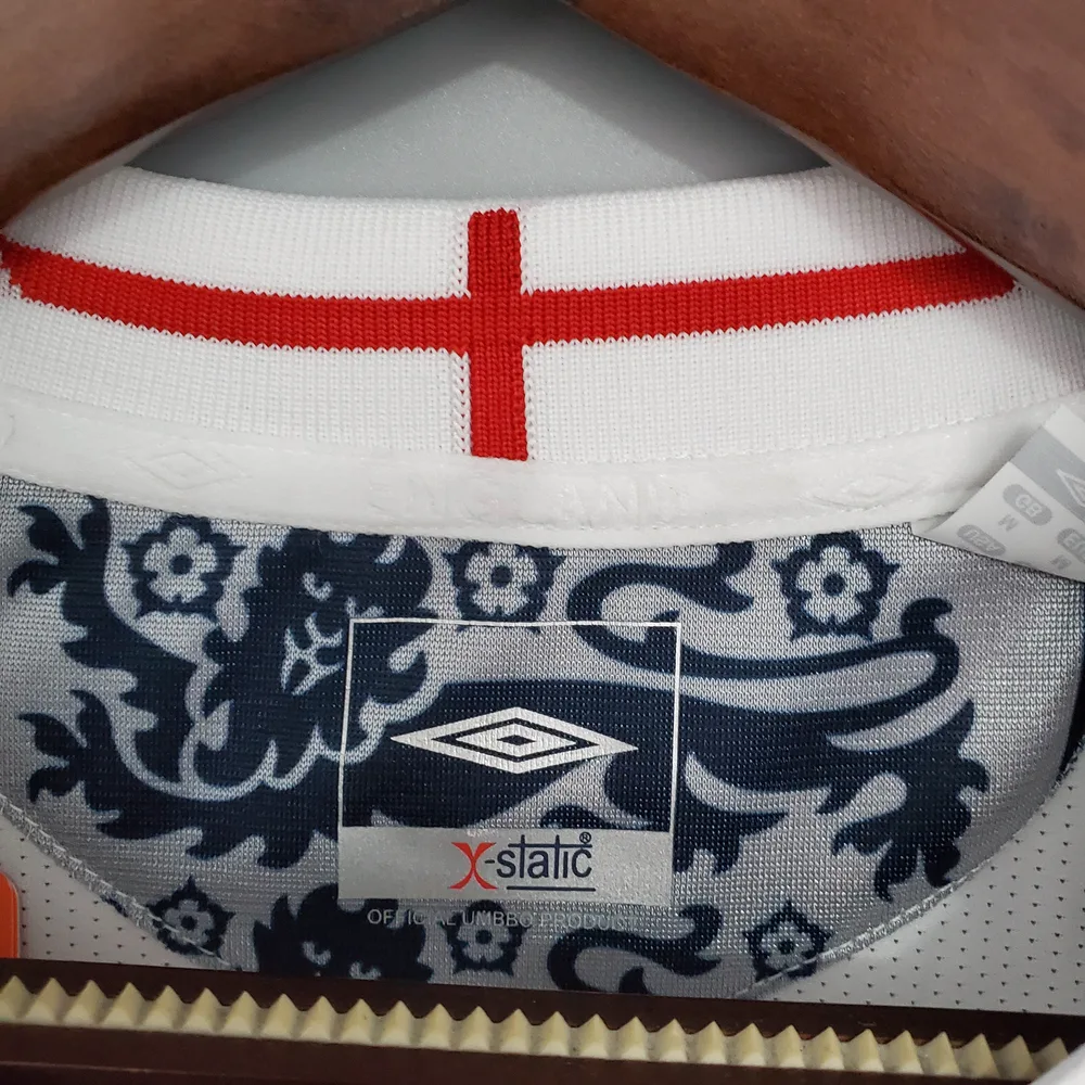 England 2006 Retro England Home Soccer Jersey 2006 — 9
