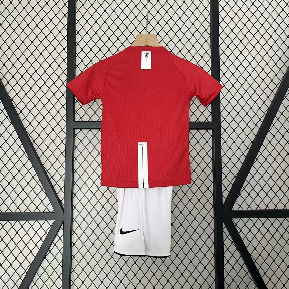 Manchester United 2007/2008 Retro Manchester United Home Champions League Edition Football Shirt Kids Size 2007/2008 — 2