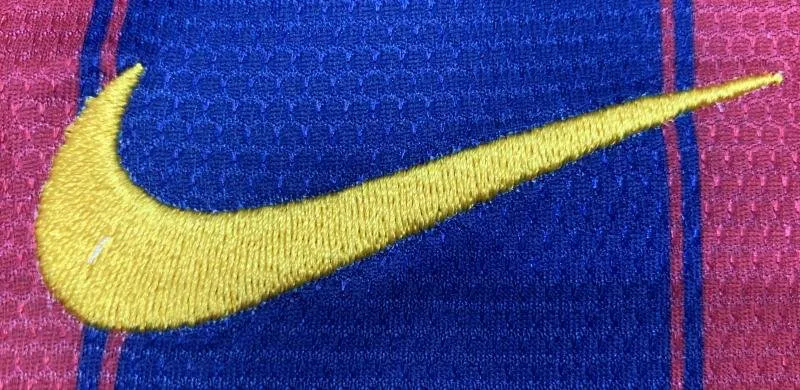 Barcelona 2009/2010 Retro Barcelona Home Football Shirt 2009/2010 — 4