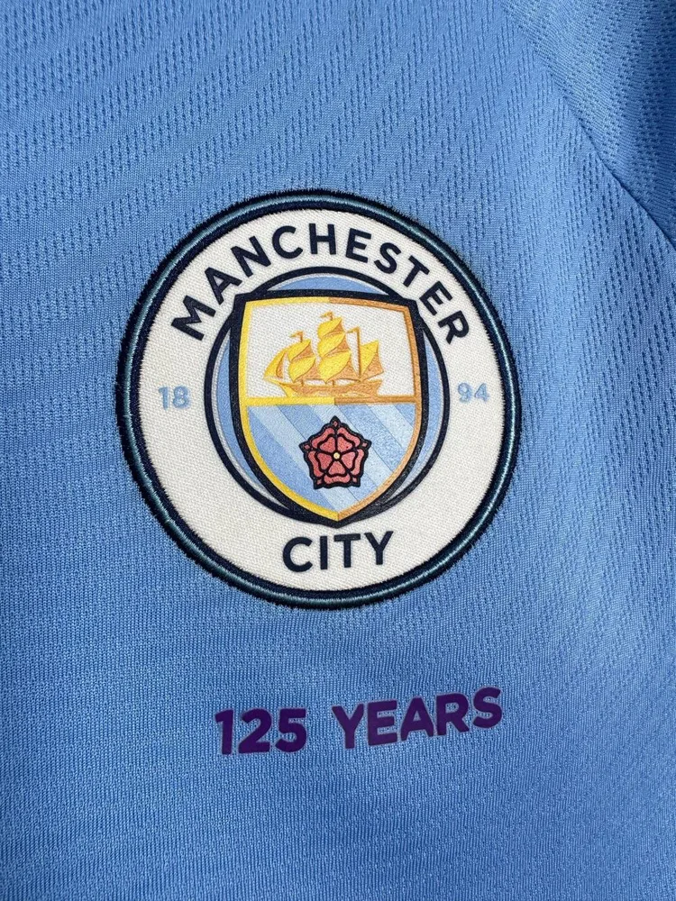 Manchester City 2019-2020 Retro Manchester City Home Football Shirt 2019/2020 — 7
