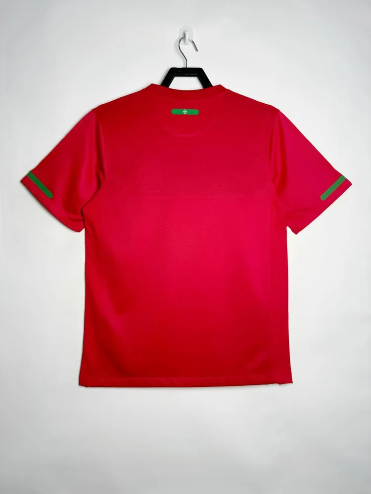 Portugal 2010 Retro Portugal Home Football Shirt 2010 — 2