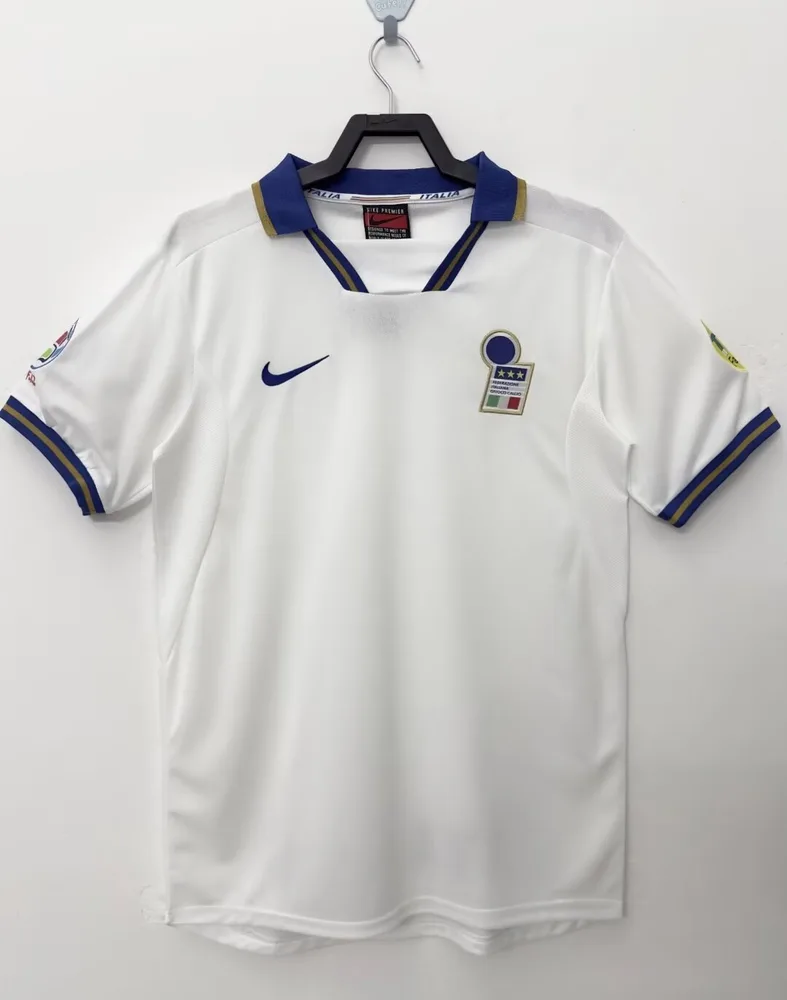 Italy 1996 Retro Italy Visitante Camiseta de fútbol 1996