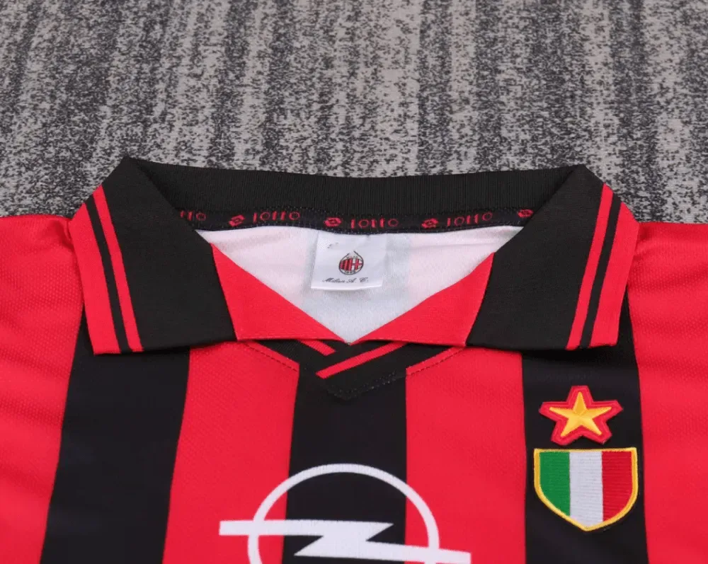 AC Milan 1996-1997 Retro AC Milan Home Football Shirt Kids Size 1996/1997 — 3