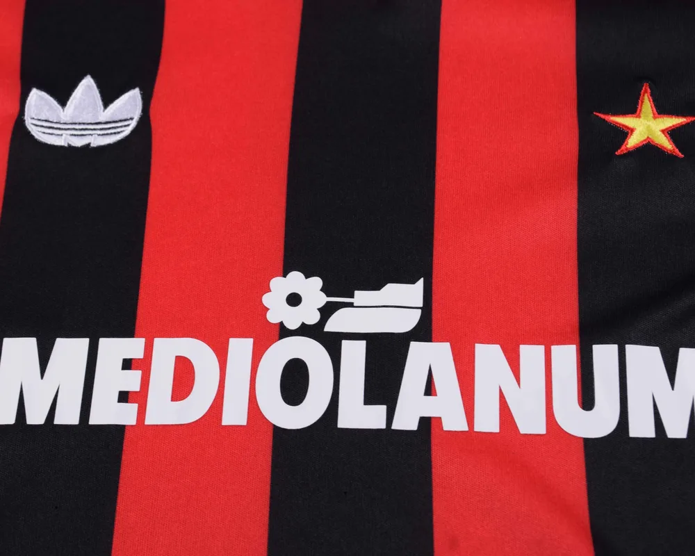 AC Milan 1990-1991 Retro AC Milan Home Football Shirt Kids Size 1990/1991 — 4