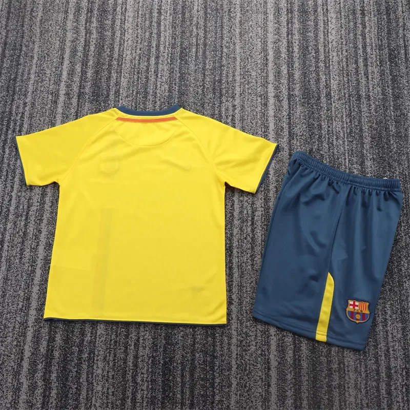 Barcelona 2008/2009 Retro Barcelona Away Football Shirt Kids Size 2008/2009 — 2
