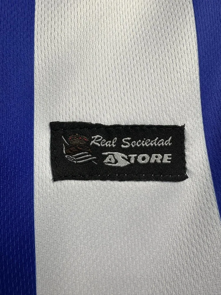Real Sociedad 2002-2003 Retro Real Sociedad Home Football Shirt 2002/2003 — 7