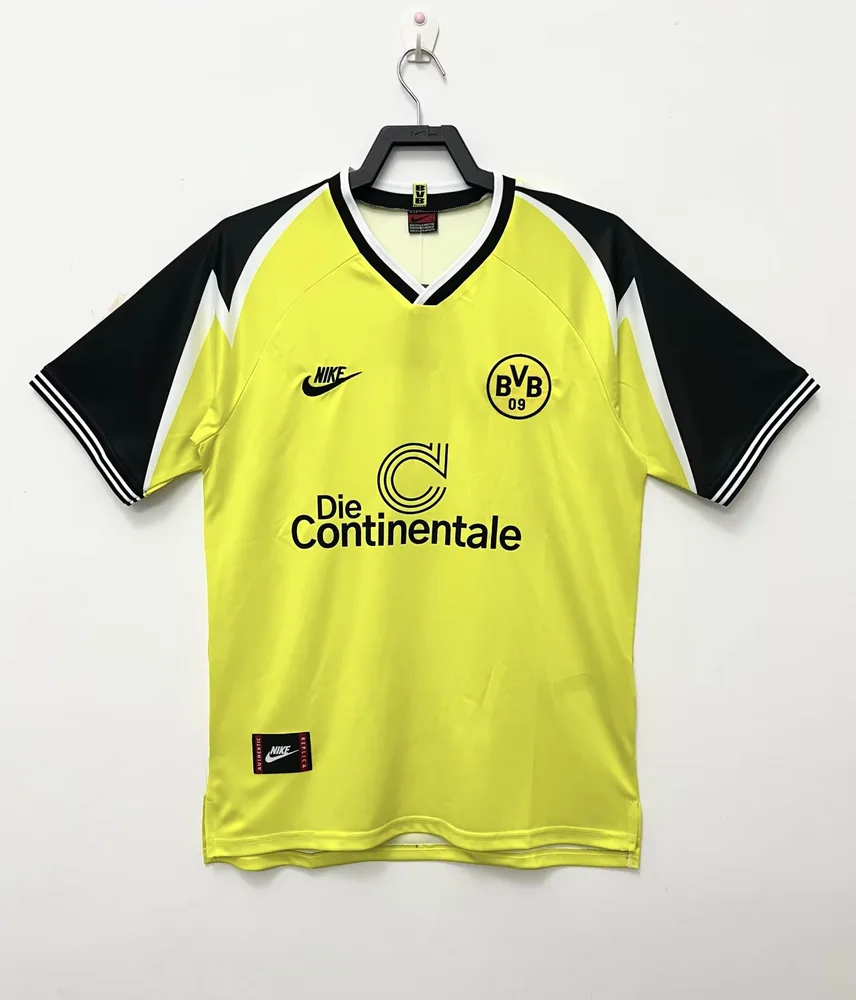 Borussia Dortmund 1995/1996 Retro Dortmund Home Football Shirt 1995/1996