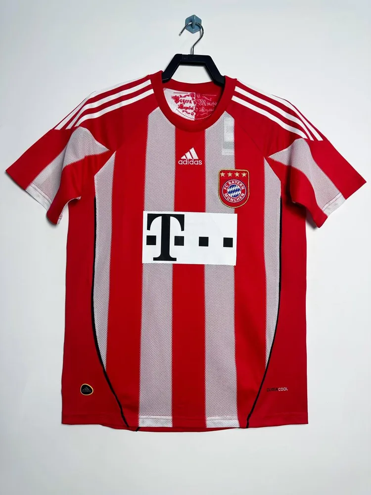 Bayern Munich 2010-2011 Retro Bayern Munich Local Camiseta de fútbol 2010/2011