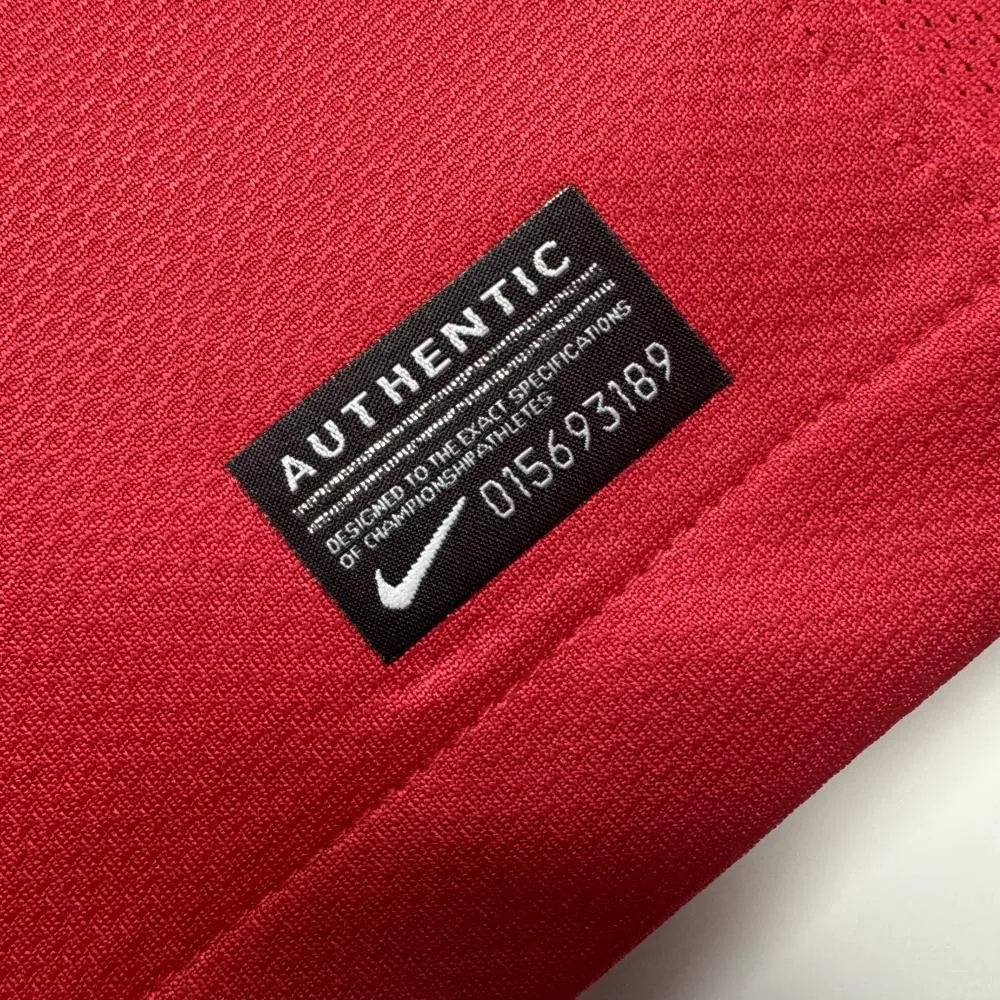 Portugal 2010 Retro Portugal Home Football Shirt 2010 — 8