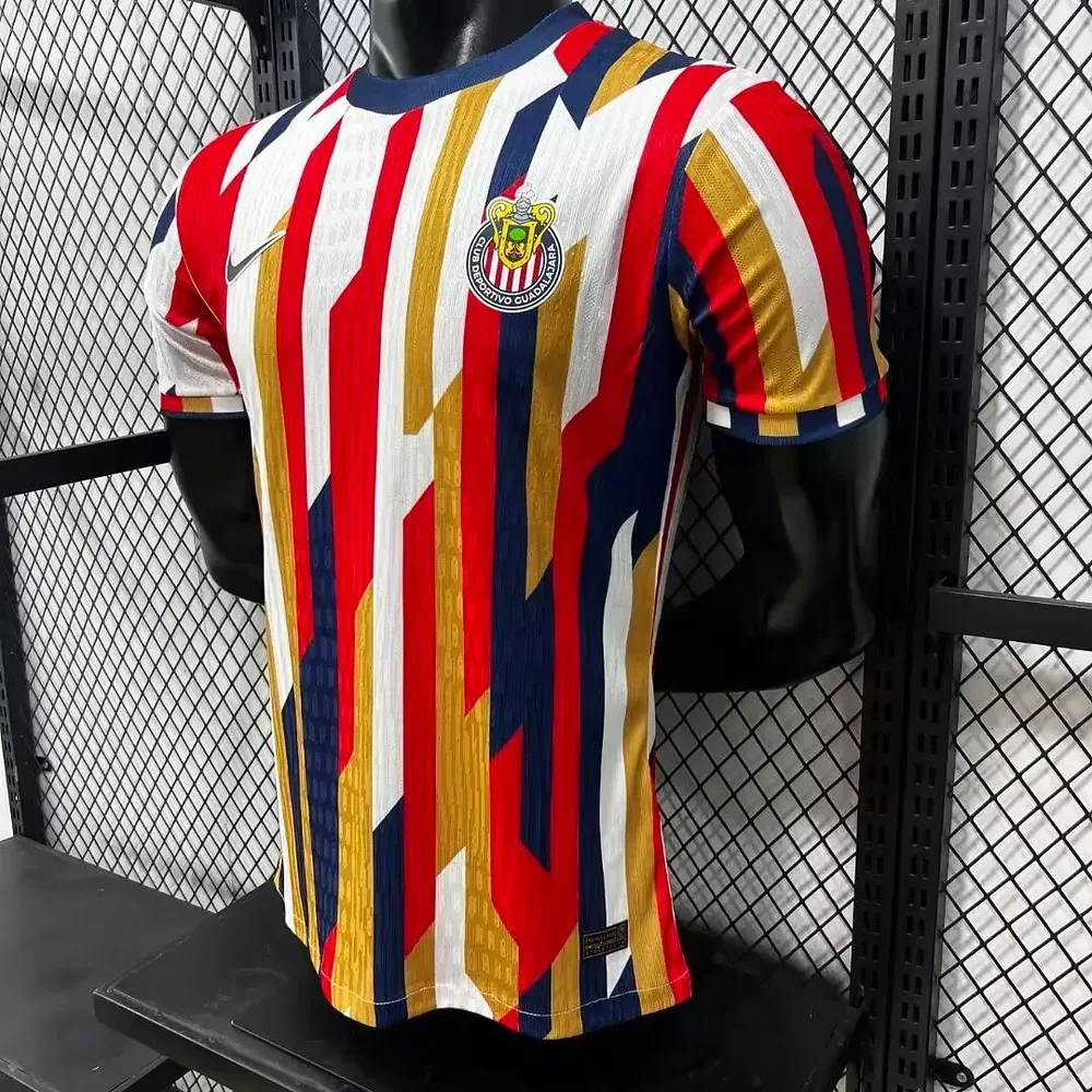 Chivas 2026/2027 Versión jugador Chivas Edición especial 01 Camiseta de fútbol 2026/27 — 4