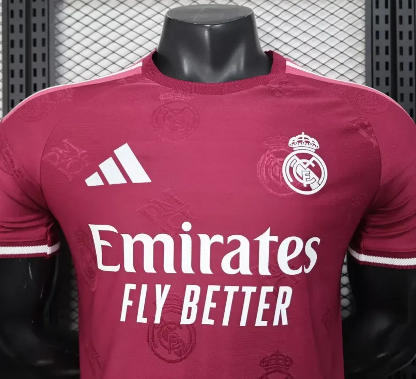Real Madrid 2026/2027 Versión jugador Real Madrid Edición especial 01 Camiseta de fútbol 2026/27 — 3