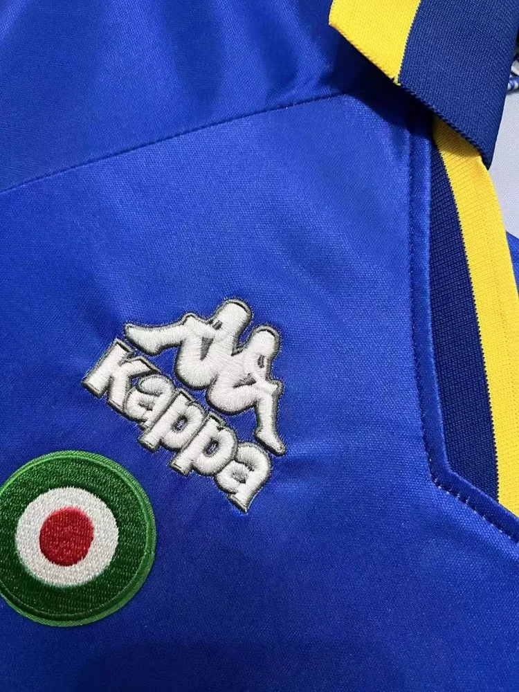 Juventus 1995/1996 Retro Juventus Away Soccer Jersey 1995/1996 — 5