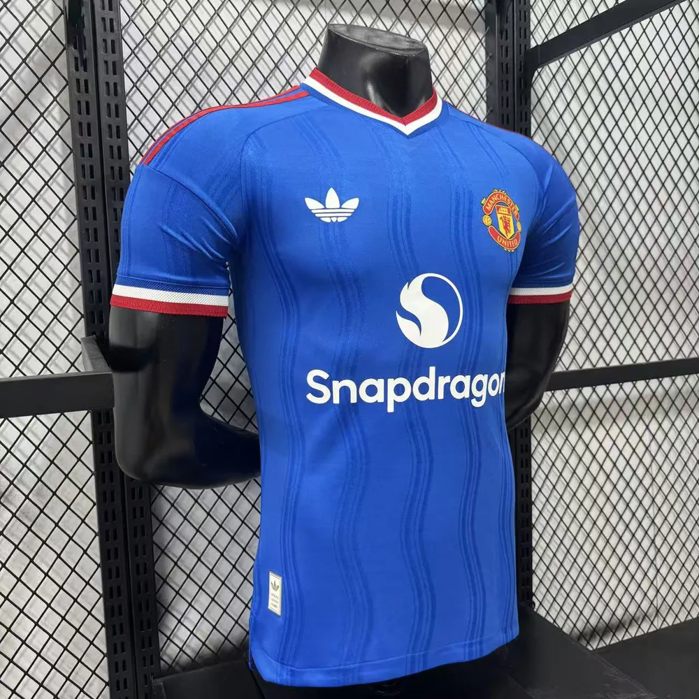 Manchester United 2026/2027 Versión jugador Manchester United Visitante Camiseta de fútbol 2026/27 — 3
