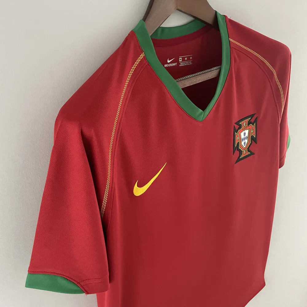 Portugal 2006 Retro Portugal Home Football Shirt 2006 — 5