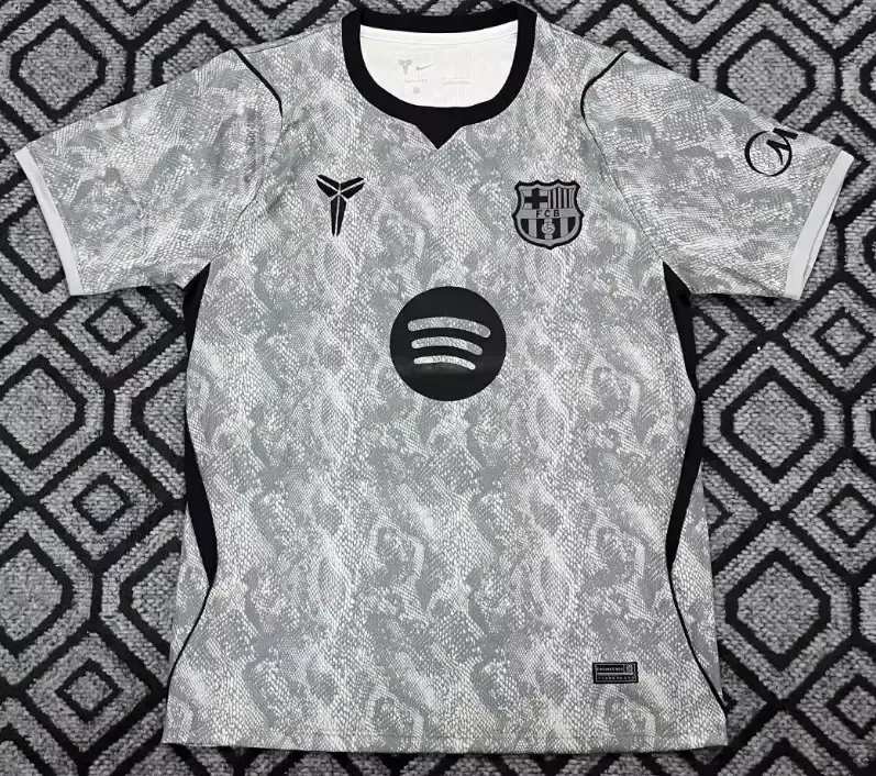Barcelona 2026/2027 Barcelona Goalkeeper Football Jersey 2026/27