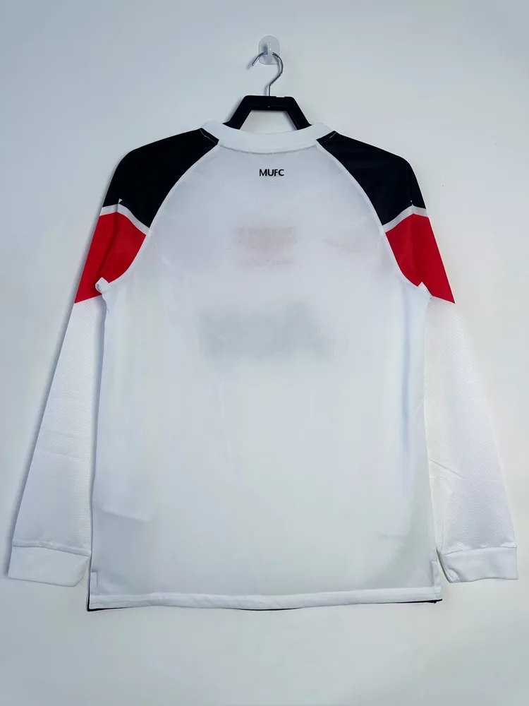 Manchester United 2010/2011 Retro Manchester United Long sleeves Away Football Shirt 2010/2011 — 2