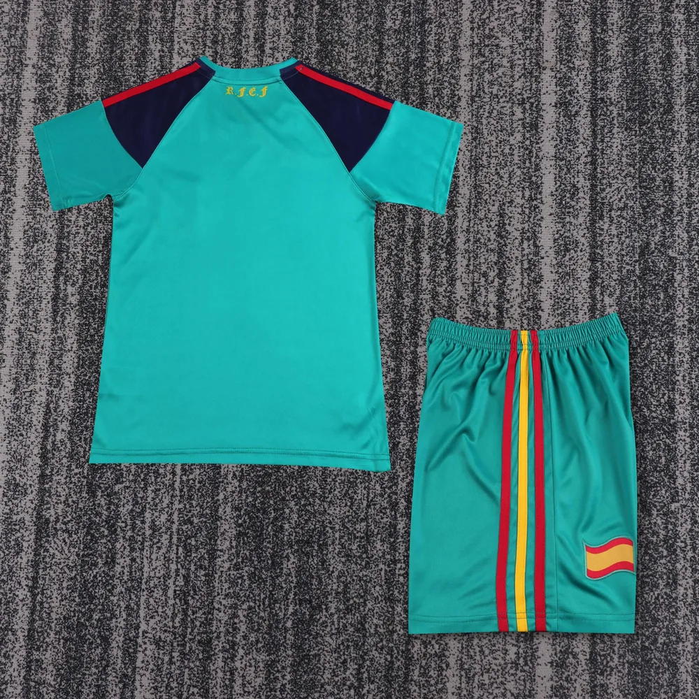 Spain 2010 Retro Spain Goalkeeper Football Shirt Kids Size 2010 — 2
