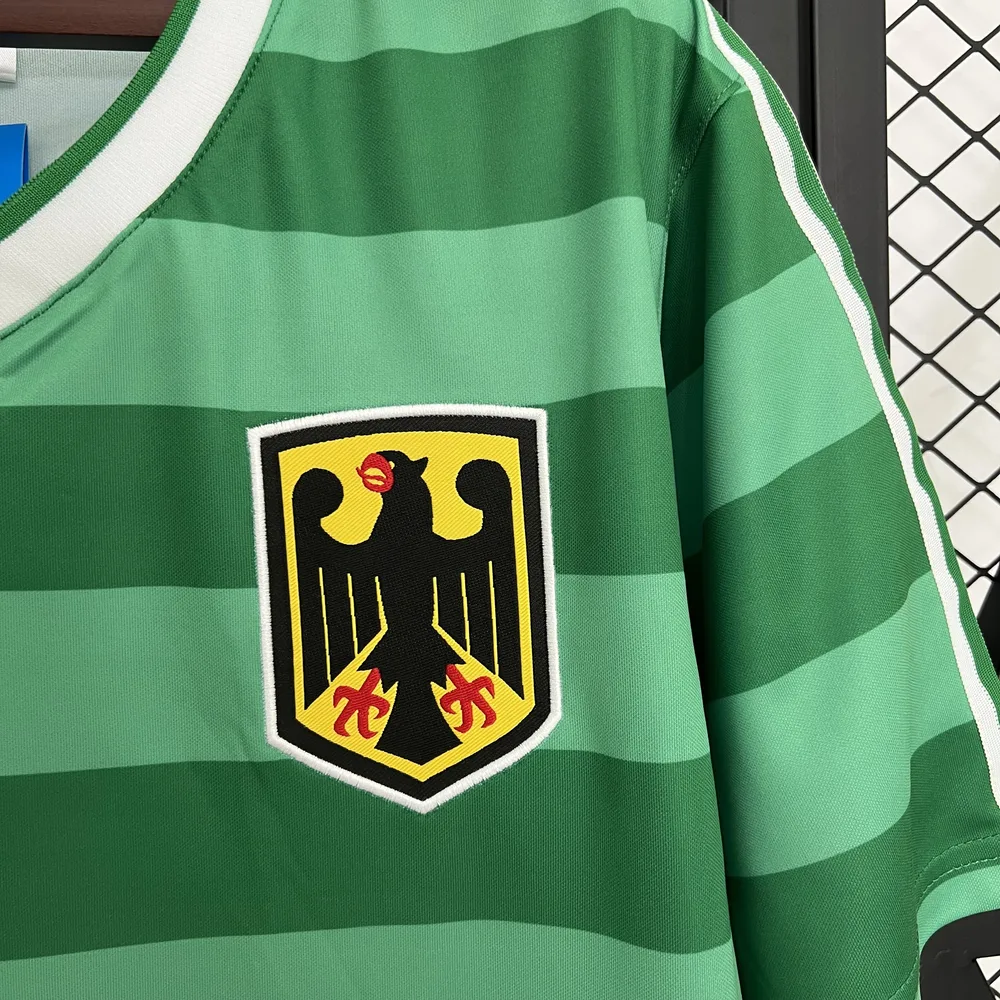 Germany 1986 Retro Soccer Jersey Germany Away 1986 — 4