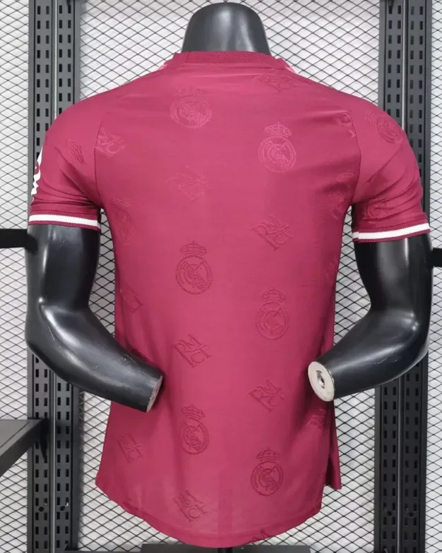 Real Madrid 2026/2027 Versión jugador Real Madrid Edición especial 01 Camiseta de fútbol 2026/27 — 2