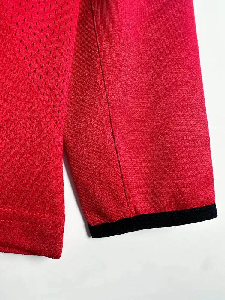 Manchester United 2005/2006 Retro Manchester United Long Sleeves Home Football Shirt 2005/2006 — 7