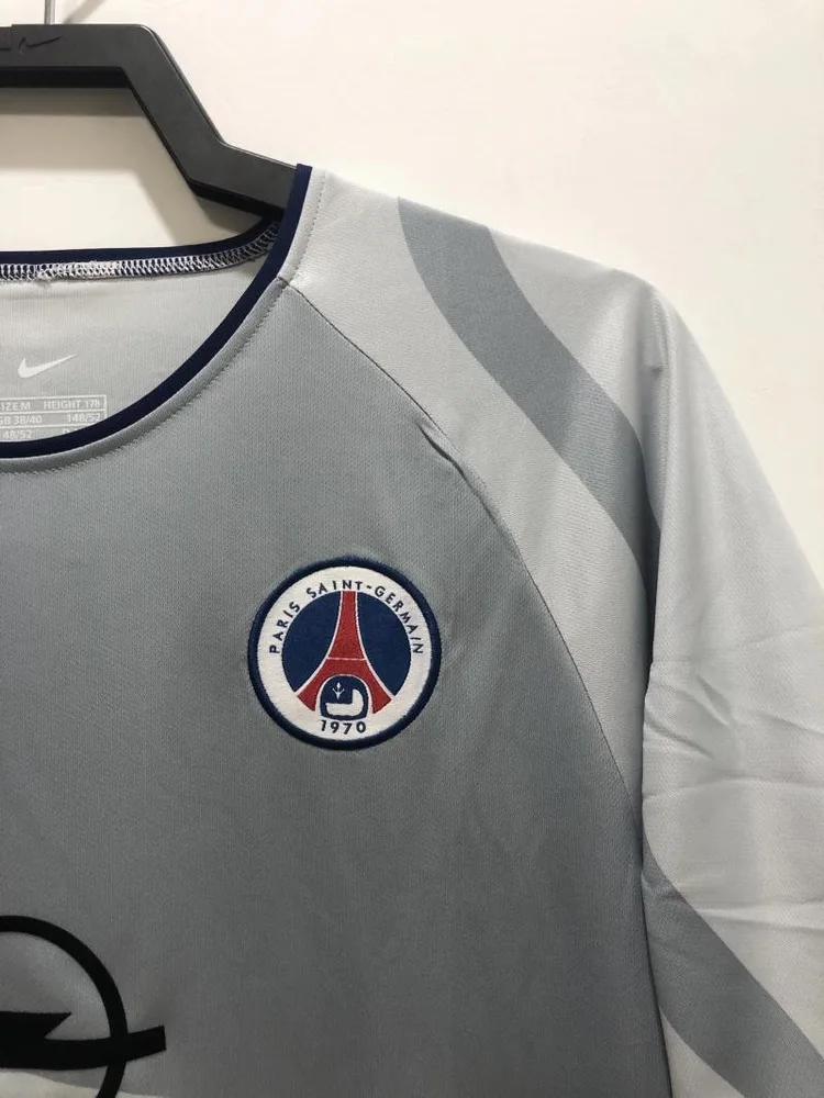 Paris Saint-Germain 2001/2002 Retro Psg Paris Saint-Germain Away Football Shirt 2001/2002 — 4
