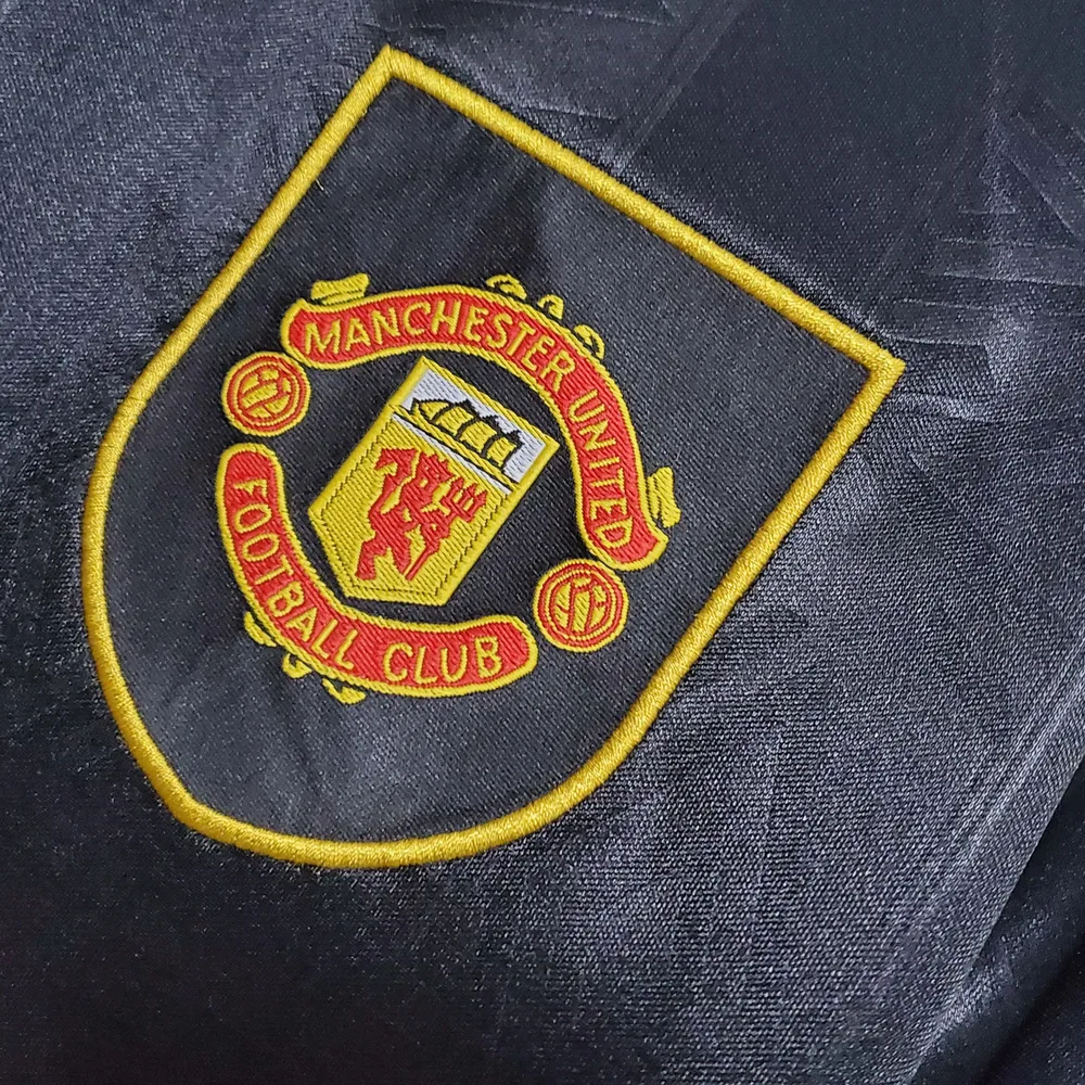 Manchester United 1993/1994 Retro Manchester United Third Away Football Shirt 1993/1994 — 6