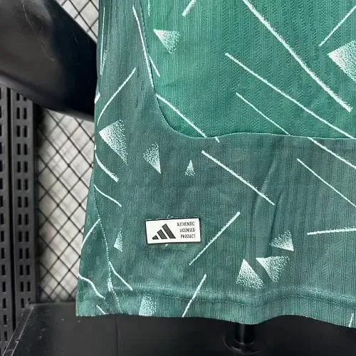 Liverpool 2026/2027 Versión jugador Liverpool Portero Camiseta de fútbol 2026/27 — 10
