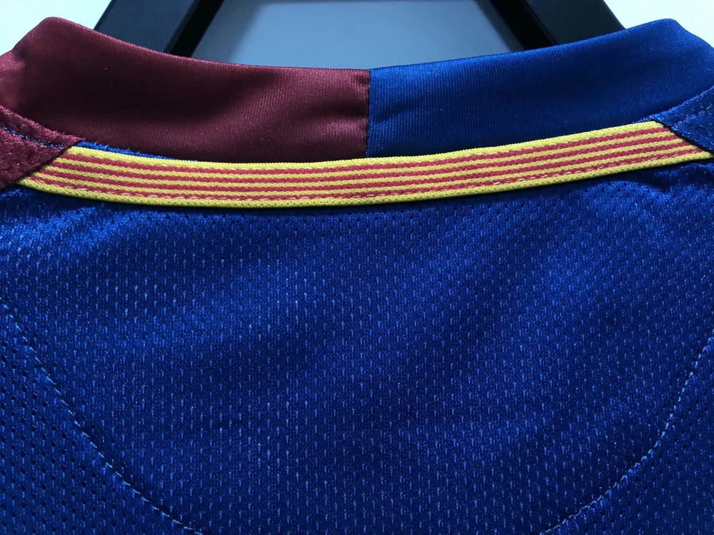 Barcelona 2008/2009 Retro Barcelona Football Shirt Home Champions League 2008/2009 — 10