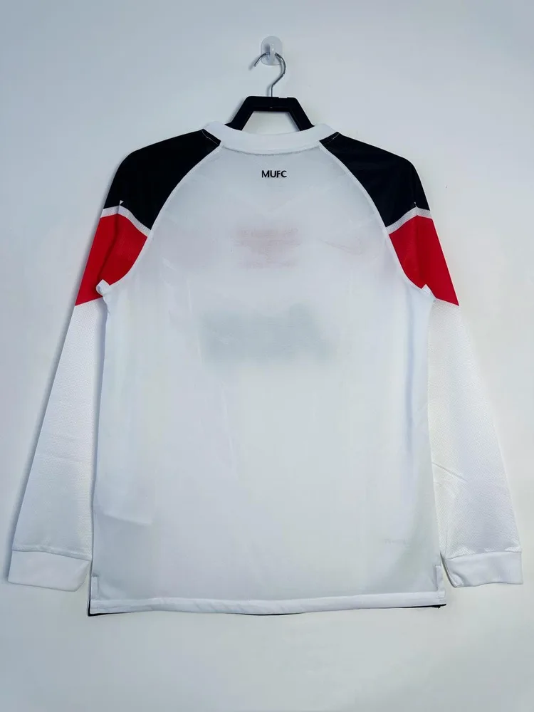 Manchester United 2010/2011 Retro Long Sleeve Manchester United Away Football Shirt （Champions League version） 2010/2011 — 2