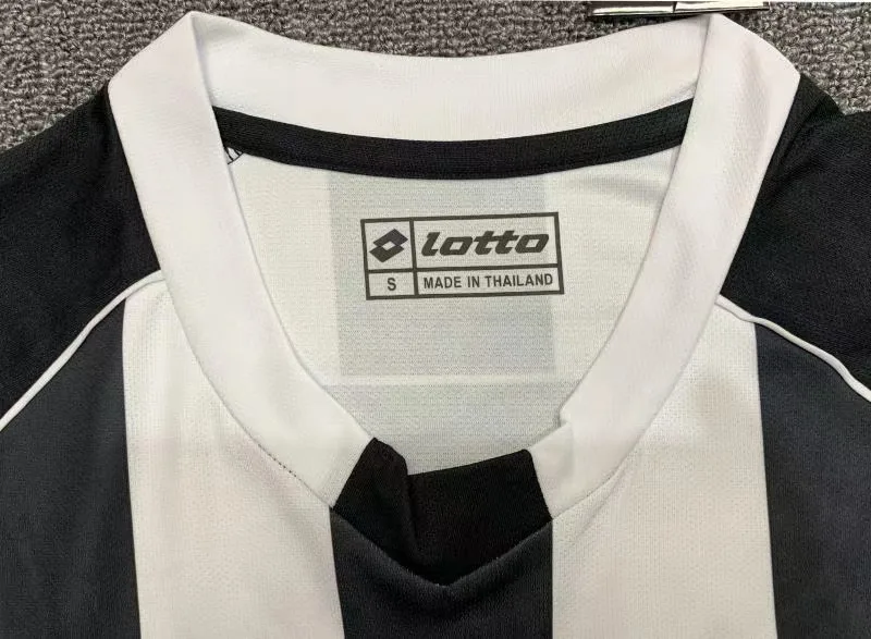 Juventus 2002/2003 Retro Juventus Home Soccer Jersey 2002/2003 — 3