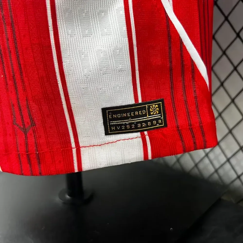 Atlético Madrid 2026/2027 Manga larga Versión jugador Atletico Madrid Local Camiseta de fútbol 2026/27 — 10
