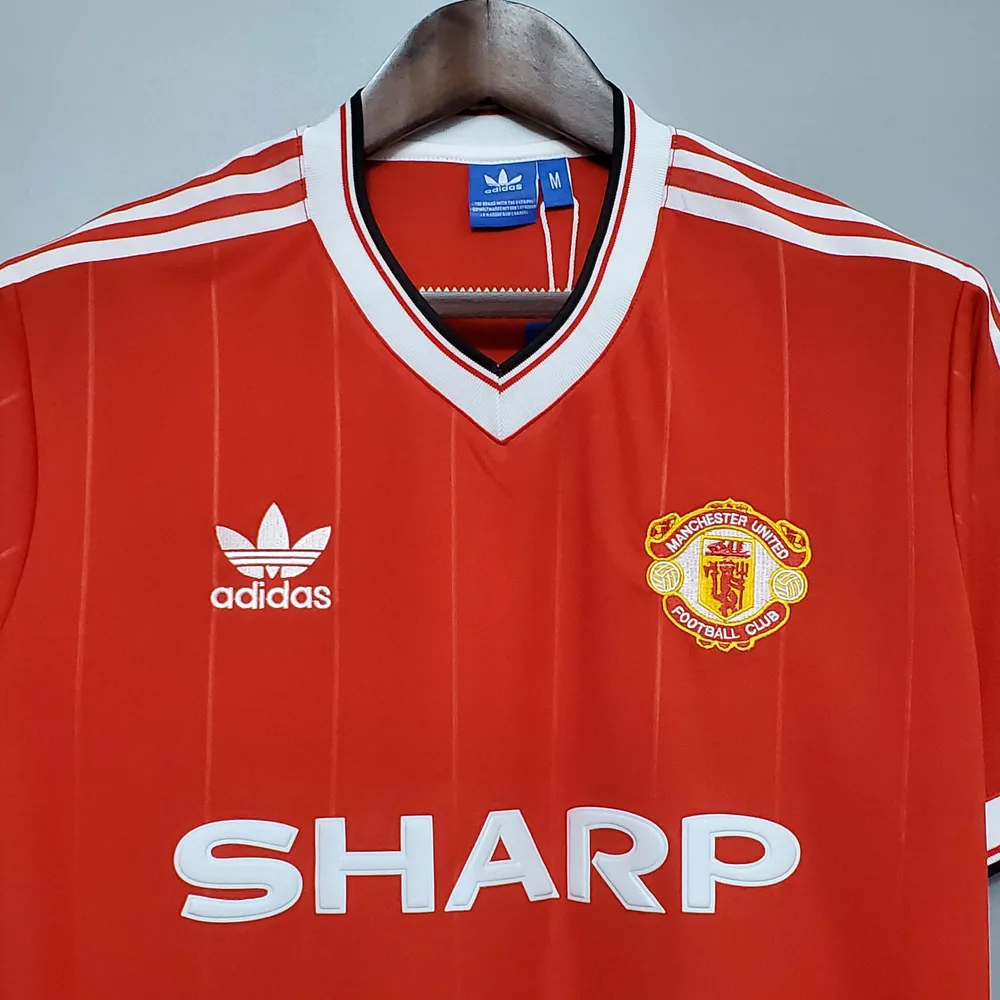 Manchester United 1983/1984 Retro Manchester United Home Football Shirt 1983/1984 — 3