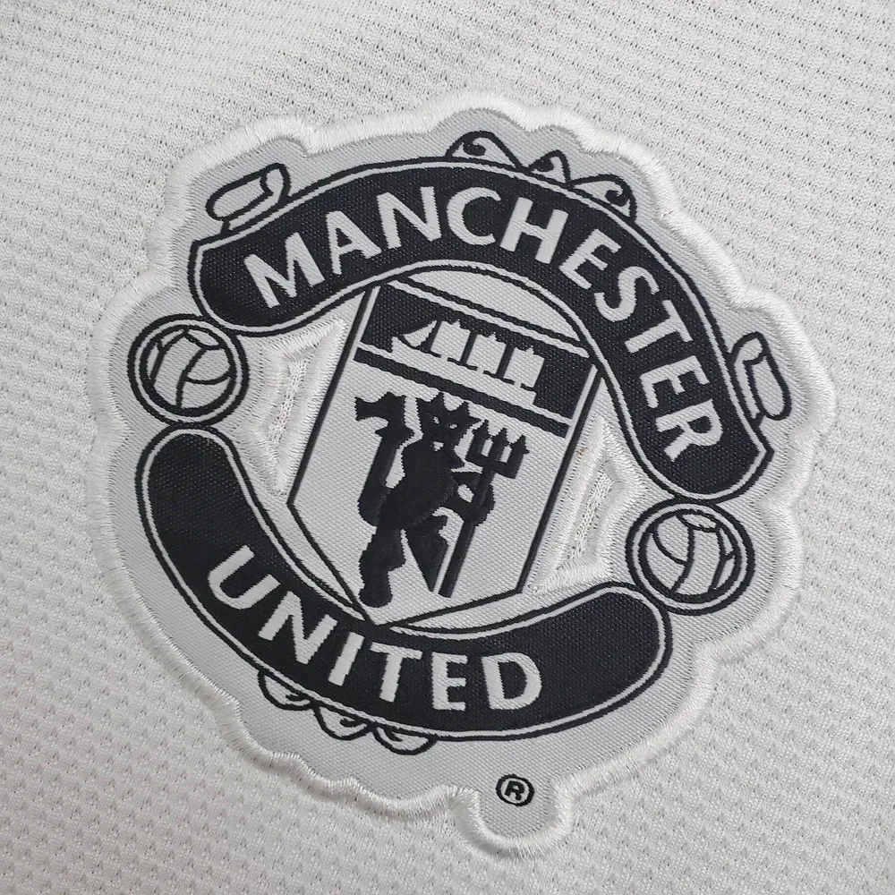 Manchester United 2013/2014 Retro Manchester United Third Away Football Shirt 2013/2014 — 5