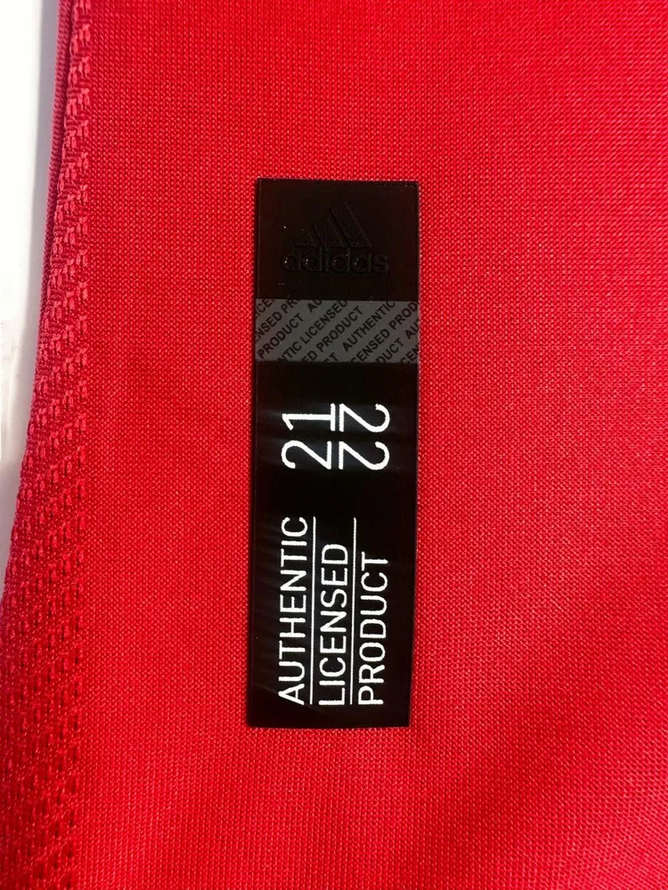 Manchester United 2021-2022 Retro Manchester United Home Football Shirt 2021/2022 — 9